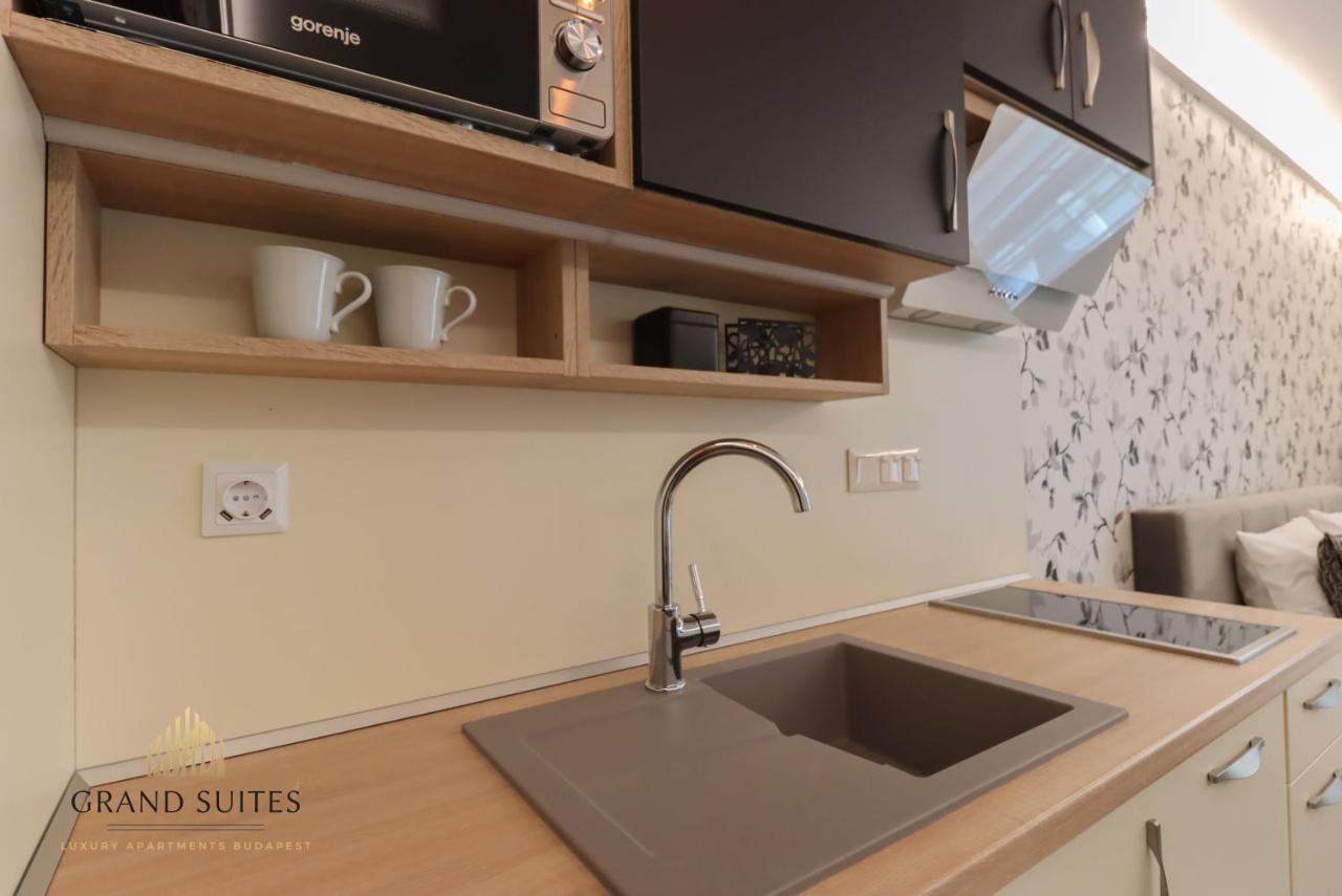 Grand Suites Central Будапеща Екстериор снимка