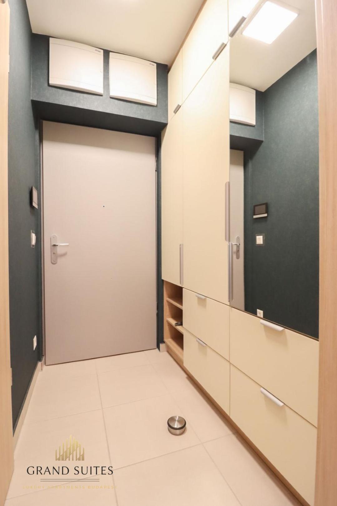 Grand Suites Central Будапеща Екстериор снимка